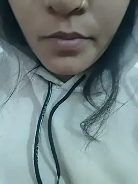 mayrakhan11 on StripChat