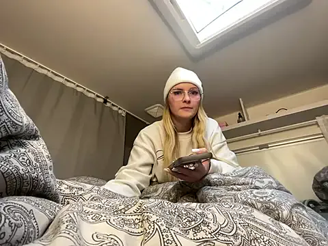 melanieTesss's avatar