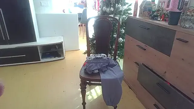 Meliss_Official9 on StripChat