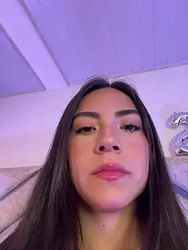 Melody_04 on StripChat