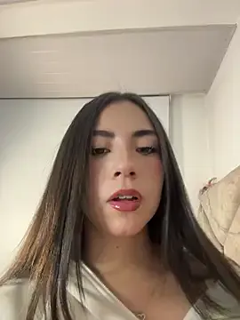 Melody_04 on StripChat