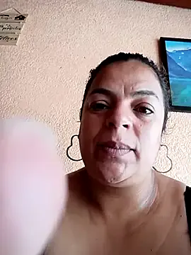 Freechat Mia-Glow on StripChat