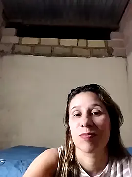 Freechat MIA-LARIOS on StripChat