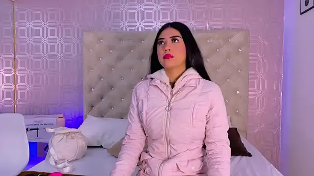 Freechat Mia-Monroe on StripChat