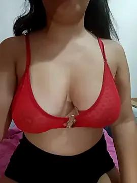 Freechat miamia21 on StripChat