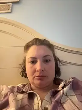 Freechat MilfyMrsRobinson on StripChat