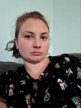 Freechat MilfyMrsRobinson on StripChat