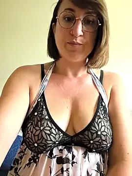 Freechat minierose on StripChat