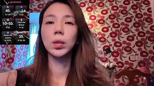 miss-lin on StripChat 