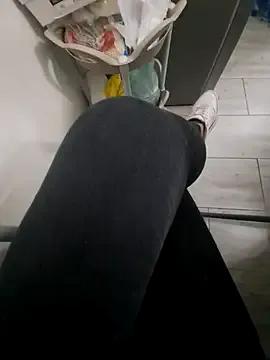 misskelly77 on StripChat 