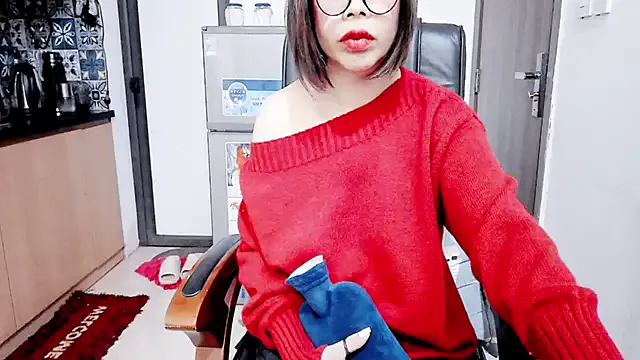 Freechat Miu-Le on StripChat