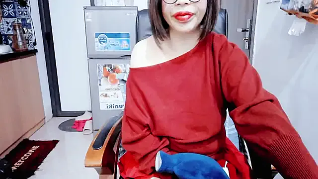 Freechat Miu-Le on StripChat