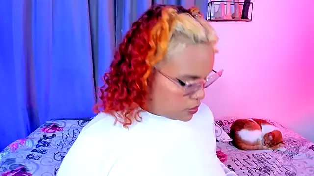 monica_bbw_'s avatar