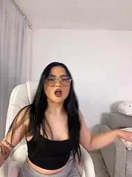 Freechat montmariana on StripChat