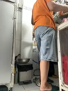 Mores1_Squirt on StripChat