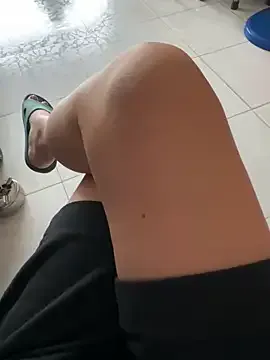 Mores1_Squirt on StripChat