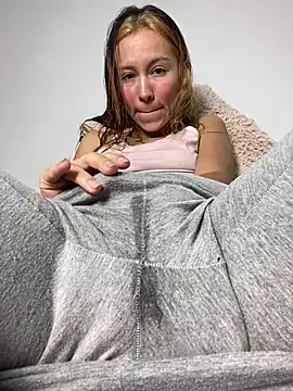 Freechat My-Nicky on StripChat