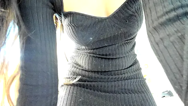 Freechat Naila18 on StripChat