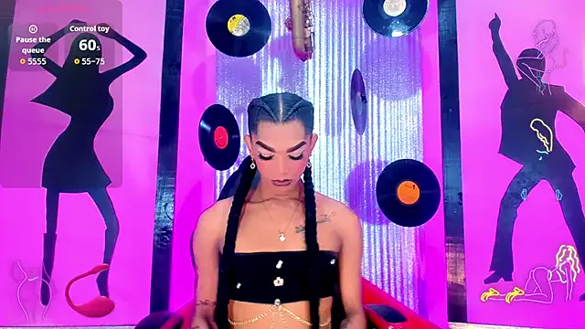 nickyminach_ on StripChat