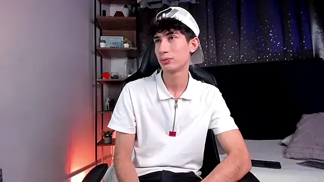 NovaaWheler on StripChat