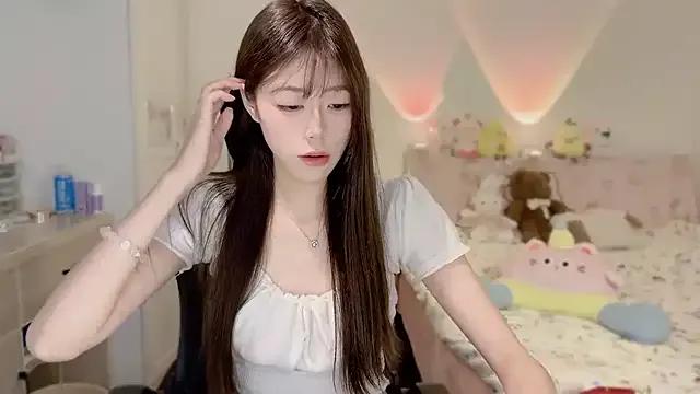 Onecutelittle — Freechat on StripChat