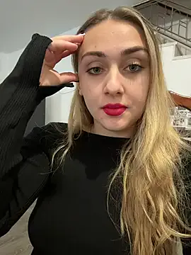 OrianaNorth on StripChat