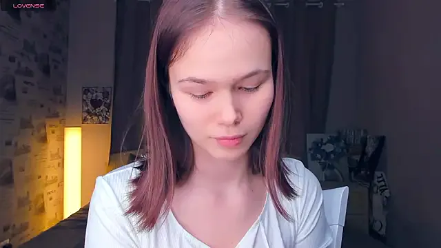 OwlLynn on StripChat