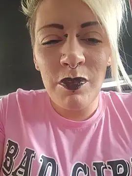 PinkTheHawk — Shave & wash my pussy in shower