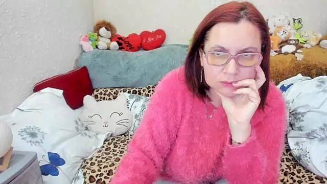 PlayfullMature on StripChat