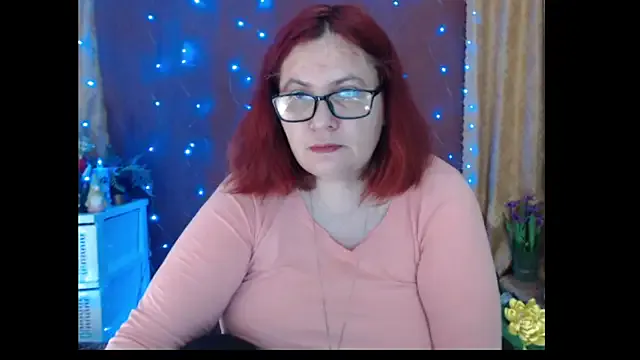 PlayfullMature on StripChat