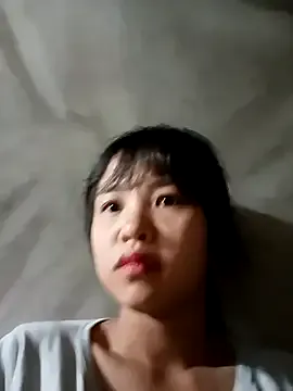 Pretty-haert on StripChat