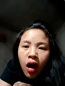 Pretty-haert on StripChat