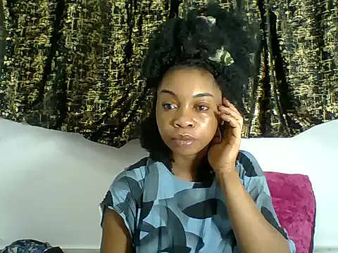 PrettyPrincess14 on StripChat