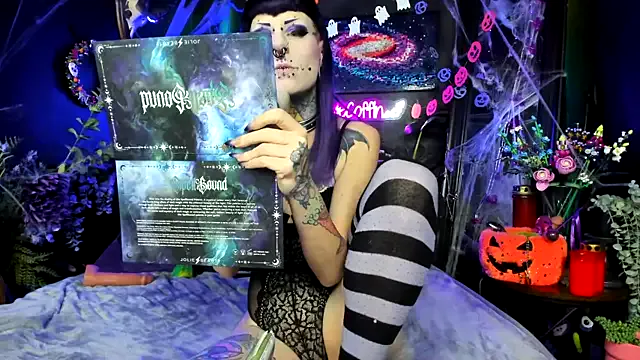 Purple_Coffin666 on StripChat