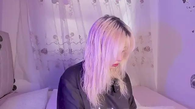 purplelilith3 on StripChat 