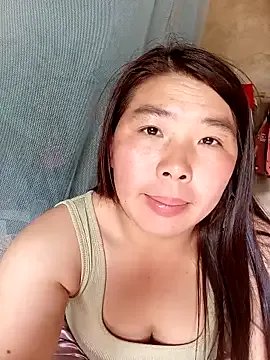 quynhkoolbae on StripChat