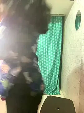 Freechat Red_Queen_11 on StripChat