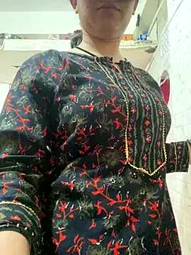 Freechat Red_Queen_11 on StripChat