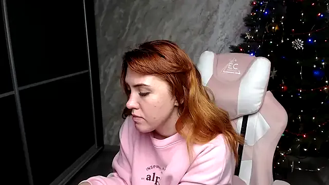 Reginasmilee on StripChat