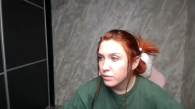 Reginasmilee on StripChat