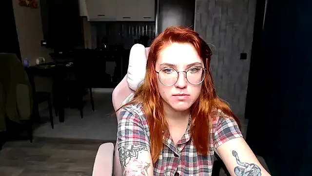 Reginasmilee on StripChat