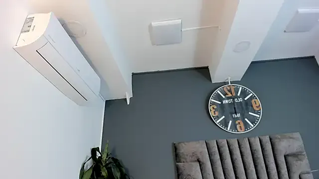 Robin_Rief on StripChat