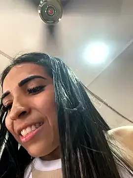 Rosa_25x on StripChat