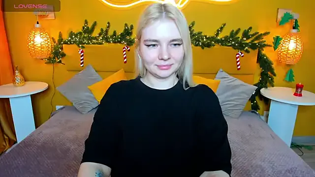 RuthBryant on StripChat