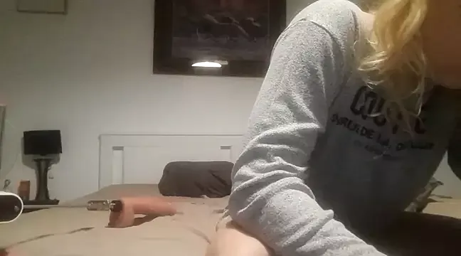 Ryan_and_Aurora on StripChat