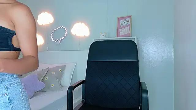 SamaGrey__ on StripChat 