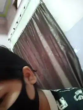 sanu_07 on StripChat