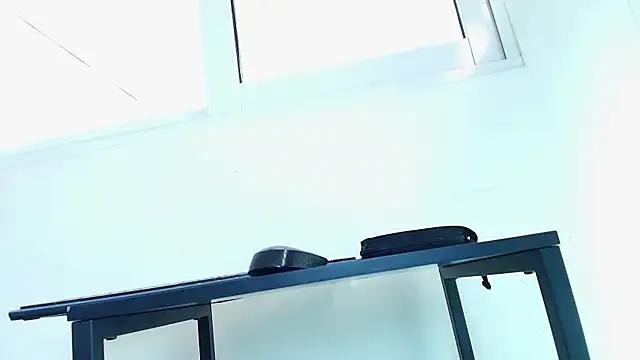 Sassy--Girl on StripChat 