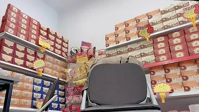 Sayuri_Satou on StripChat