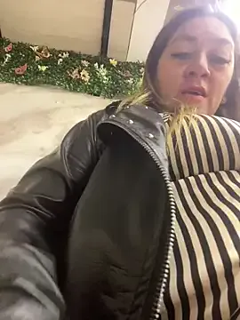 SCARLET-20 on StripChat